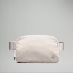 Lululemon everywhere belt bag white opal